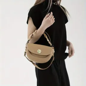 CL1204 - Elegant Half-Moon Saddle Bag