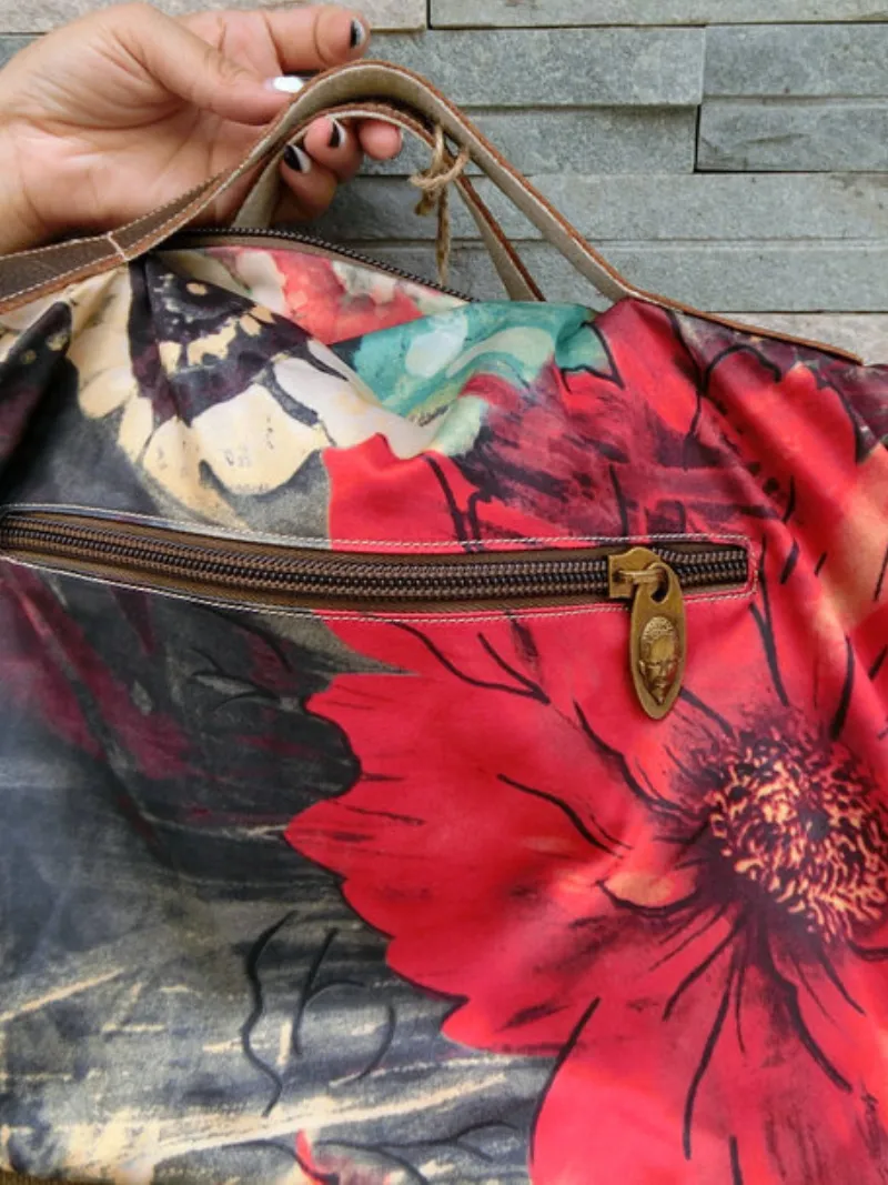 Everybody Loves Beautiful Shoulder Bags