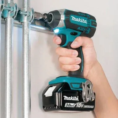 Makita (XT614SX1) 18V LXT Lithium-Ion Cordless 6-Pc. Combo Kit (3.0Ah)