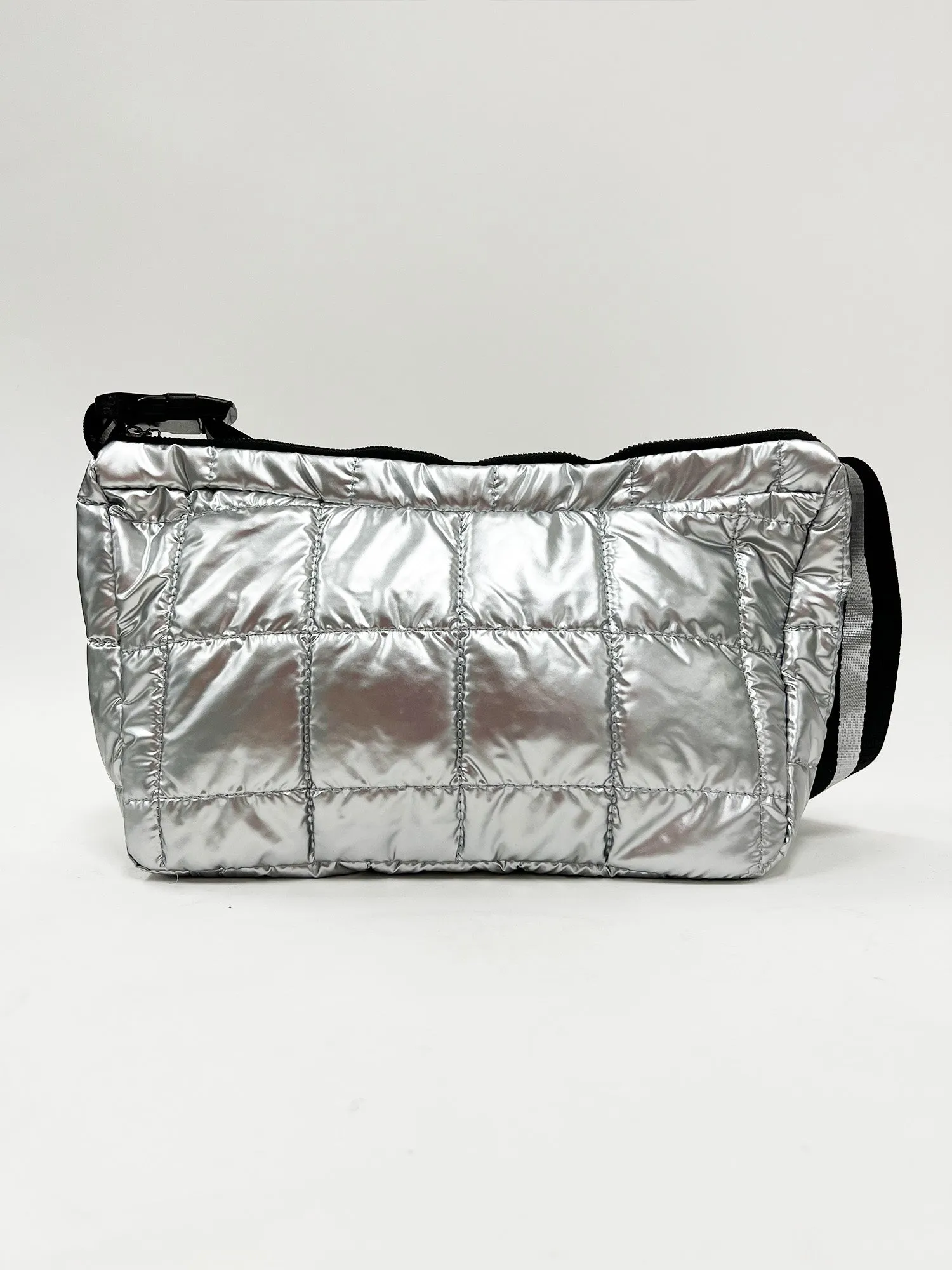 METALLIC PUFFER BAG